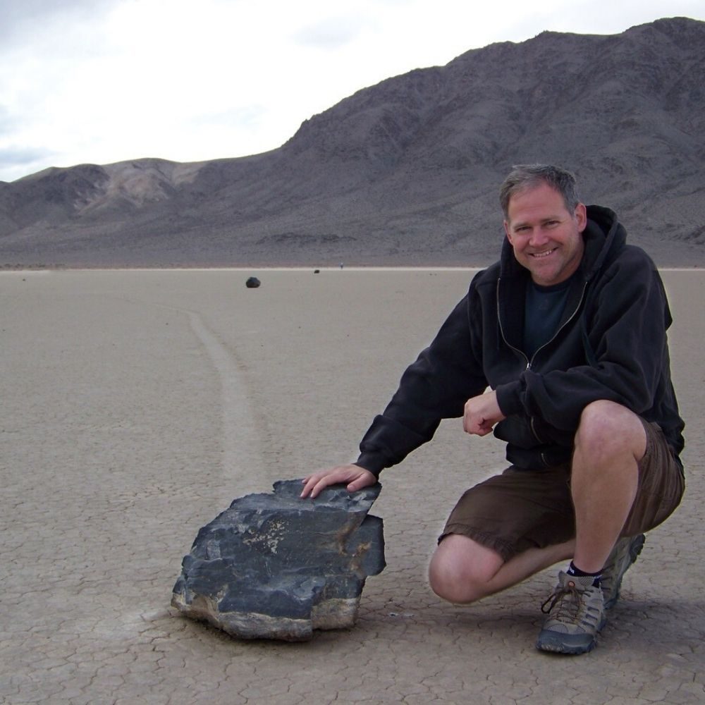 sailing stones death valley